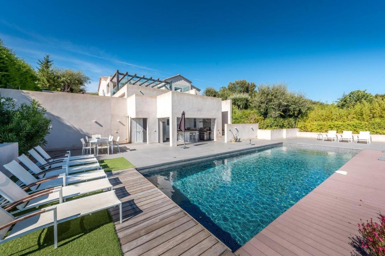 Vila Vue Panoramique Sur La Baie De St Tropez Les Issambres Exteriér fotografie